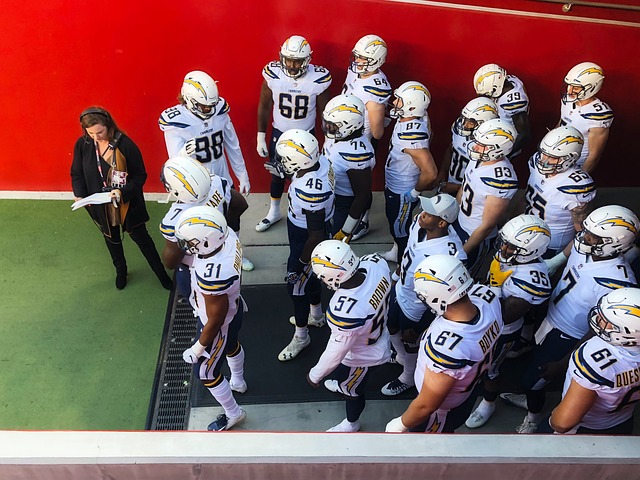 更是足球发 更是足球发